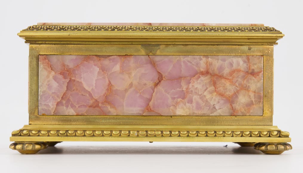 Beautiful Napoleon III small box in pink fluorine and gilt bronze-1