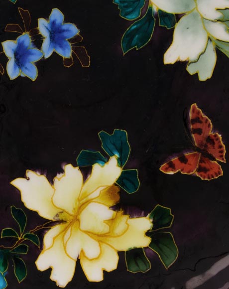 Théodore DECK, Ornamental dish with flowers and a red butterfly on an aubergine background-3