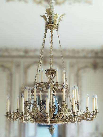 Alexandre GUERIN (attributed to) - Important Empire period chandelier in gilt bronze and cut crystal with thirty lights-0