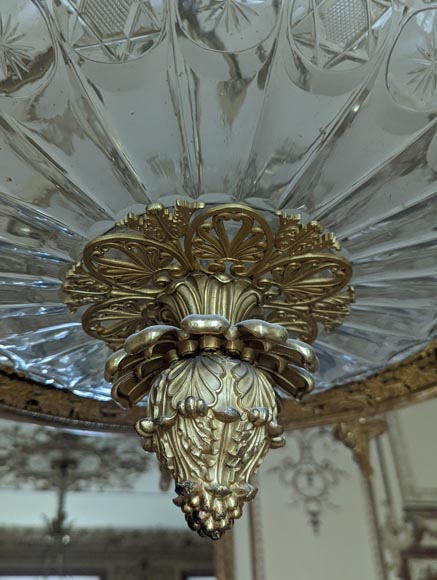 Alexandre GUERIN (attributed to) - Important Empire period chandelier in gilt bronze and cut crystal with thirty lights-7