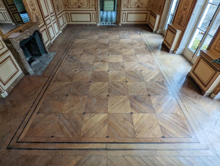 Oak parquet flooring with a diamond and flower decoration with edges, 19th century-2