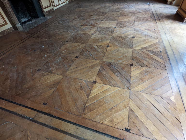 Oak parquet flooring with a diamond and flower decoration with edges, 19th century-3