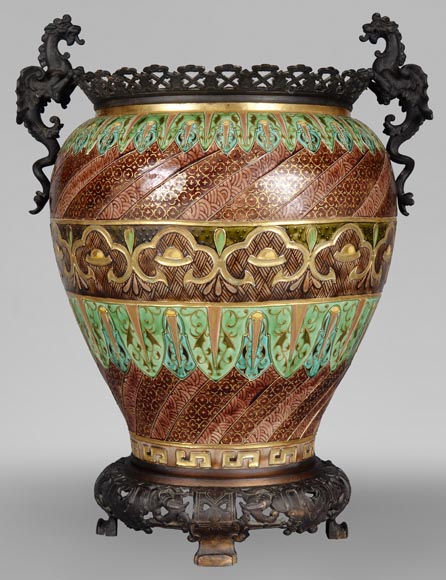 Fernand THESMAR, Important Chinese vase with a bronze mount and dragons-0