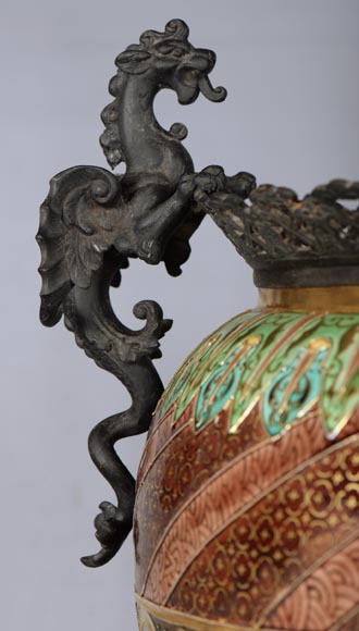 Fernand THESMAR, Important Chinese vase with a bronze mount and dragons-1