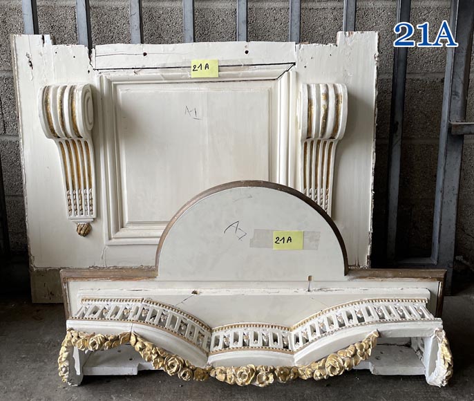 Carved, regilded and white-painted wooden paneling-18