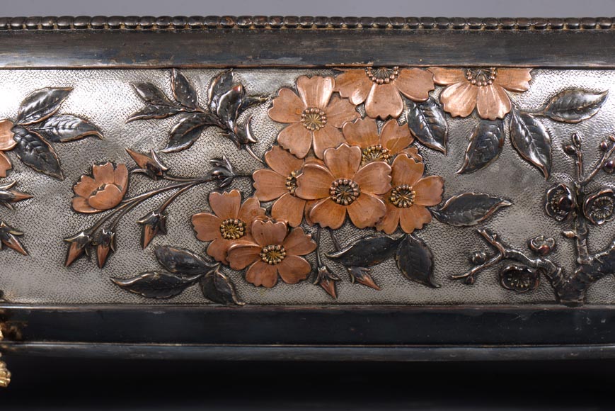 CHRISTOFLE - Exceptional planter in electroplated copper, partially copper colored, gilt, silvered and burnished on a silver background, circa 1878-8