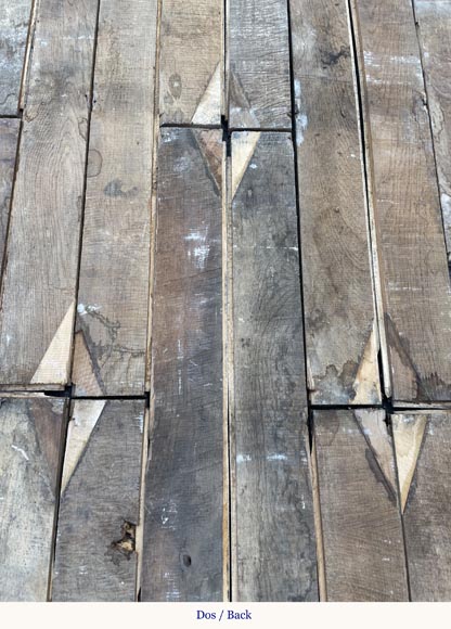 Batch of about 60 m² of linear parquet flooring adorned with diamond marquetery, circa 1820-8