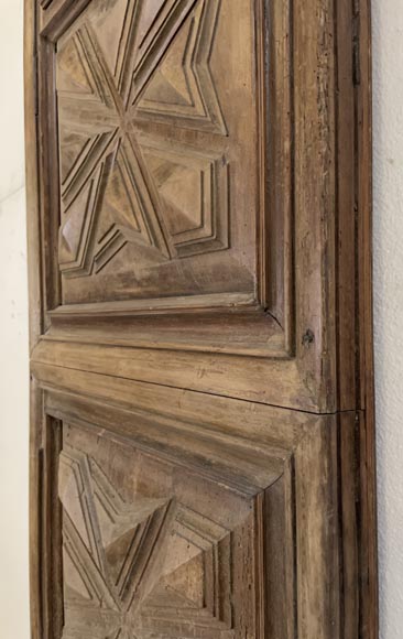 Antique paneled room elemen with sculpted cross motif, 18th century-4