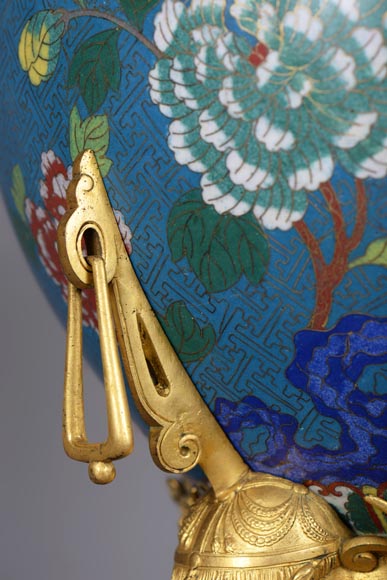 F. Barbedienne (Attr. to) - Planter with a Chinese cloisonne enamel decor mounted in gilt bronze-5