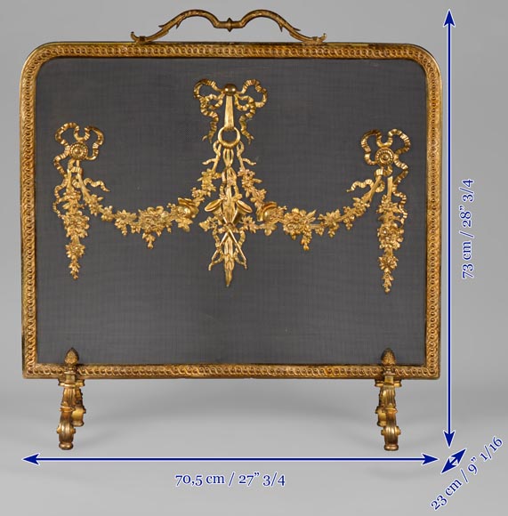 Louis XVI style firescreen with flowers garlands and music attributes-8