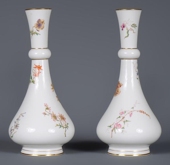 Manufacture de Sèvres - Pair of vases Delhi model with a polychrome floral decoration, 1875-2