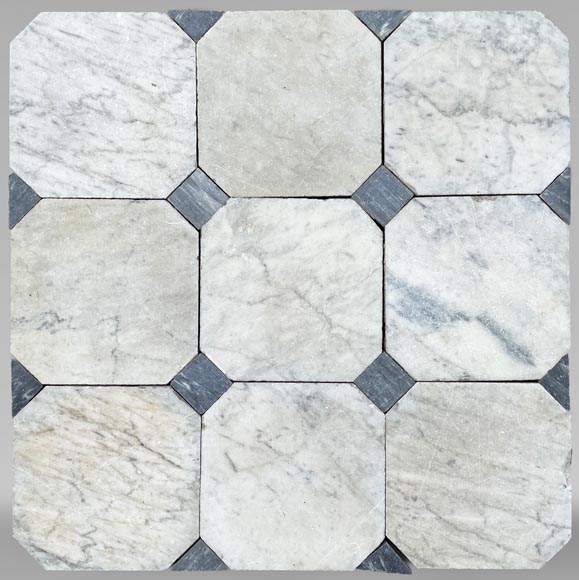 Batch of about 8,5m² of marble flooring with cabochons-0