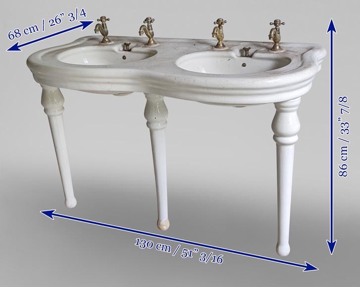 Double washbasin on feet in earthenware-6