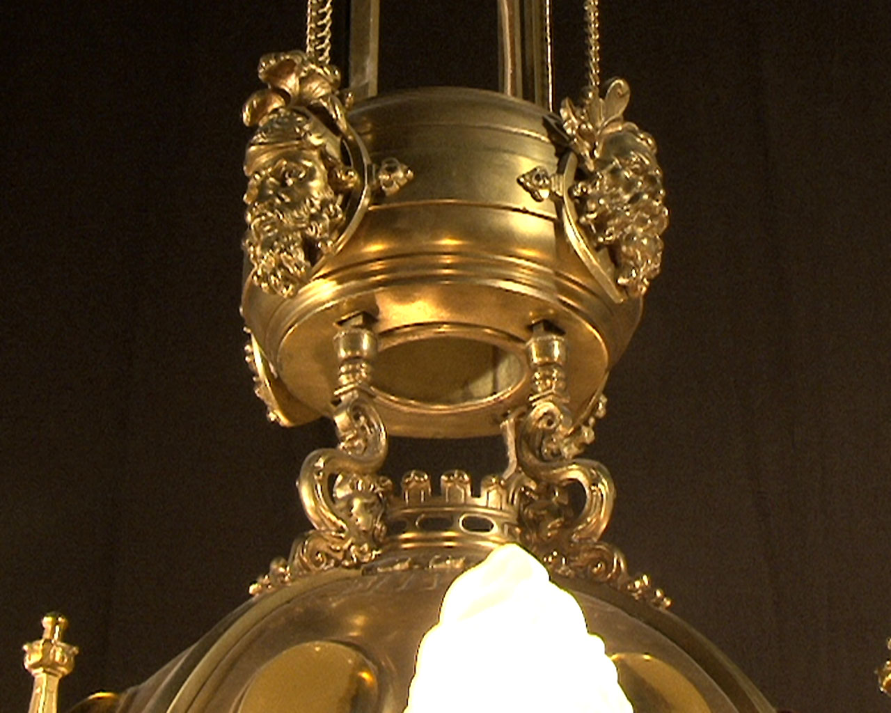 Bronze gilded suspension with glass gemstones. Napoleon III period.-3