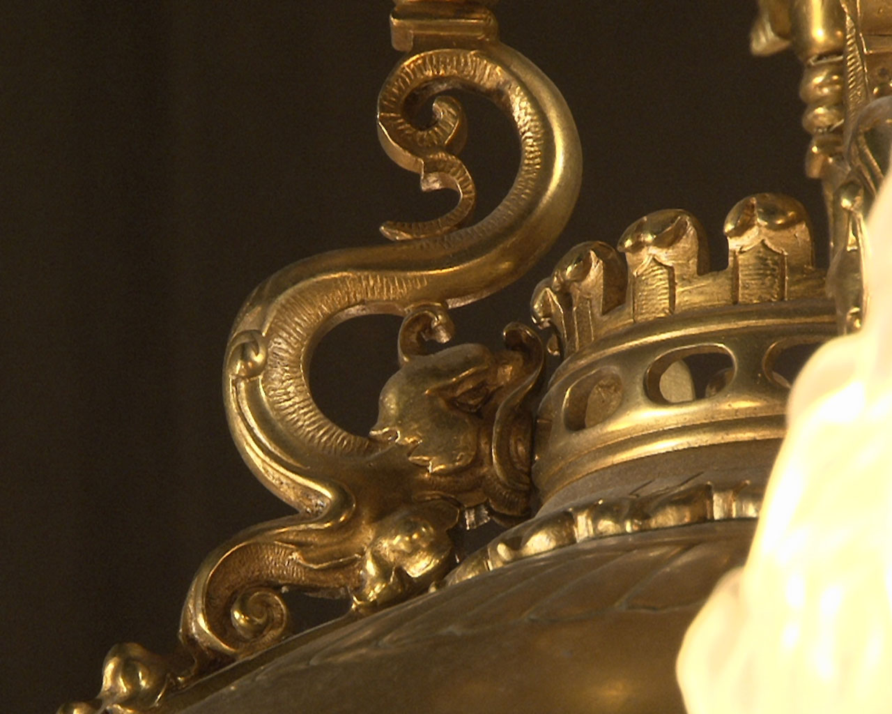 Bronze gilded suspension with glass gemstones. Napoleon III period.-7