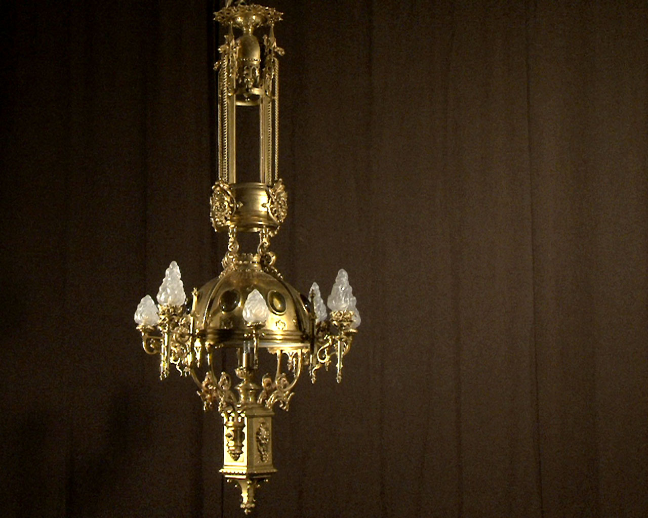 Bronze gilded suspension with glass gemstones. Napoleon III period.-10