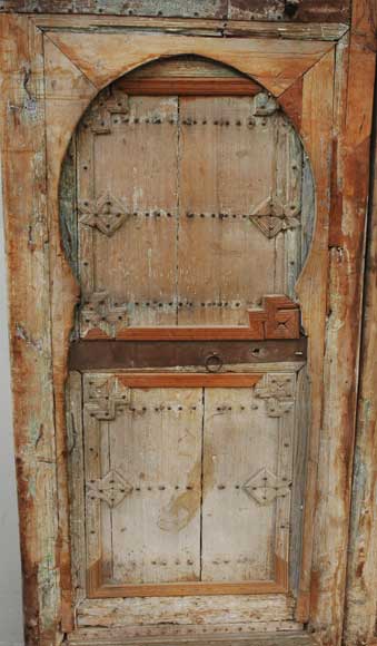 Hispanic-moorish door-2