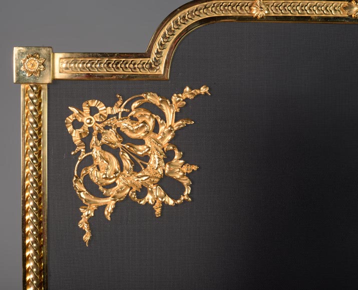 Gilded bronze firescreen with angel decoration-1