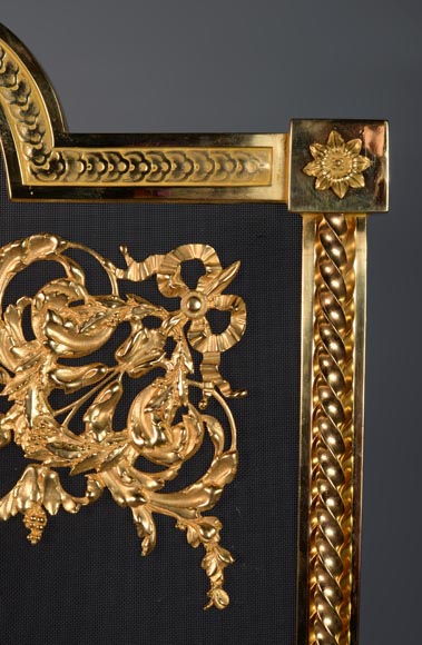 Gilded bronze firescreen with angel decoration-3