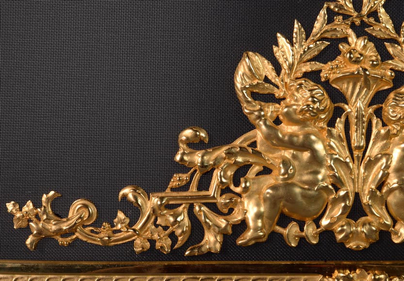 Gilded bronze firescreen with angel decoration-5