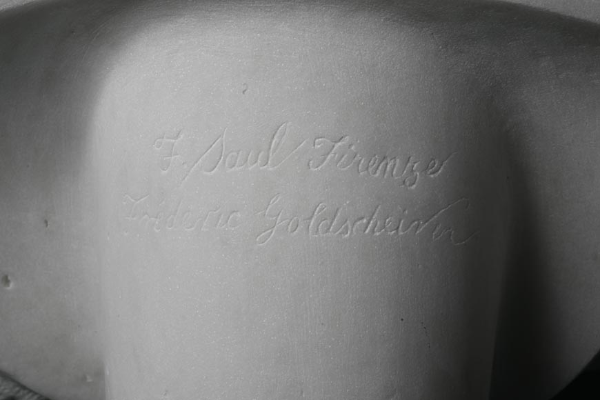 F. SAUL - Jeune fille au chapeau dans les vignes, carved bust in Carrara marble-12