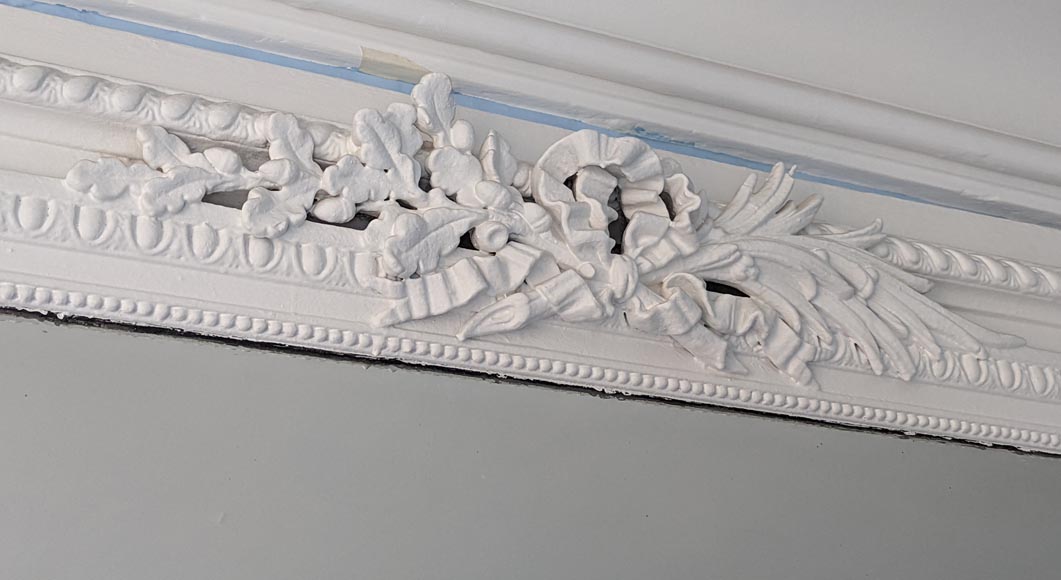 Napoleon III style trumeau witha bouquet of oak leaves and fern-2
