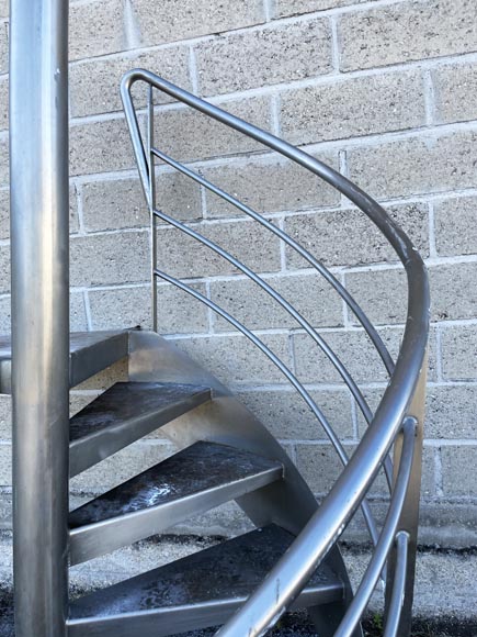 Modern metal spiral staircase-6