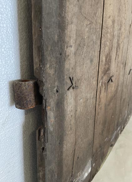 Oak door with rounded top from the 18th century-9