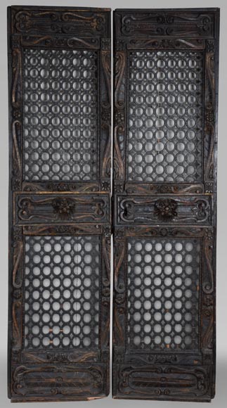 17th century Spanish double door in fruitwood-0