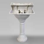 Earthenware washbasin on column, 19th century