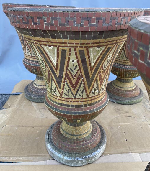 Four mosaic garden vases Garden ornaments, Vases, Gardeners, urns
