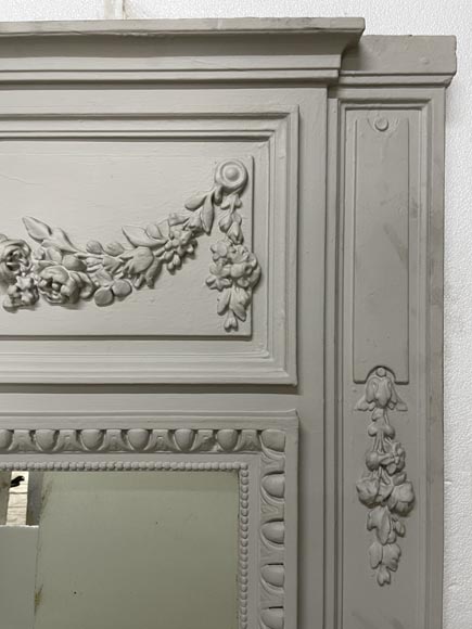 Louis XVI style overmantel with oval violin medallion and flower garland-4