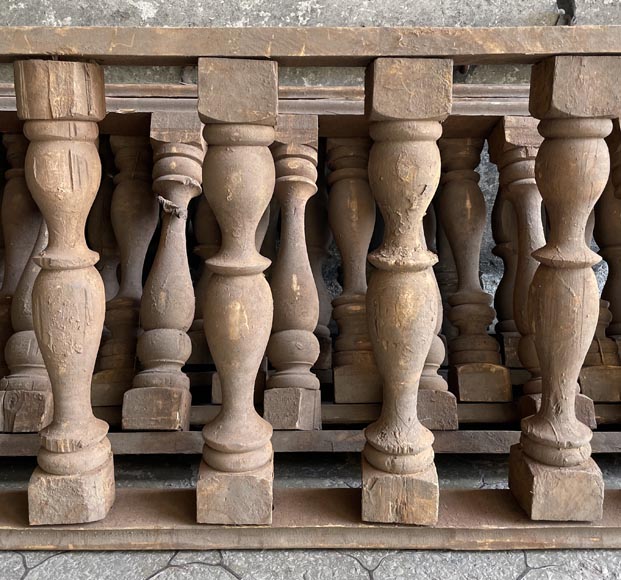 Important set of wooden railings from Egypt-0