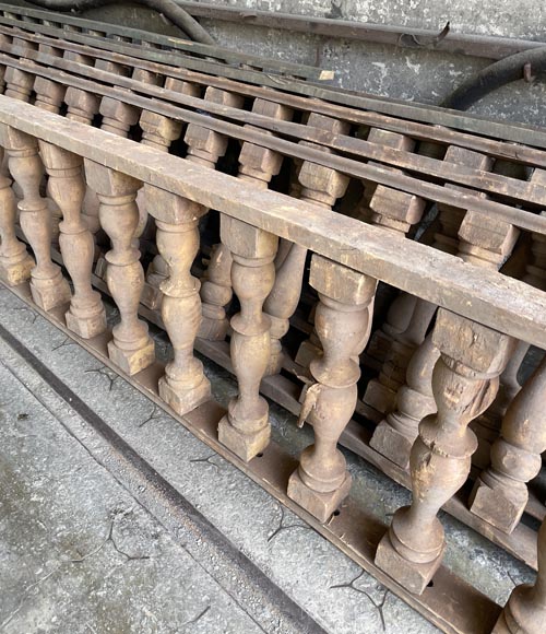 Important set of wooden railings from Egypt-4