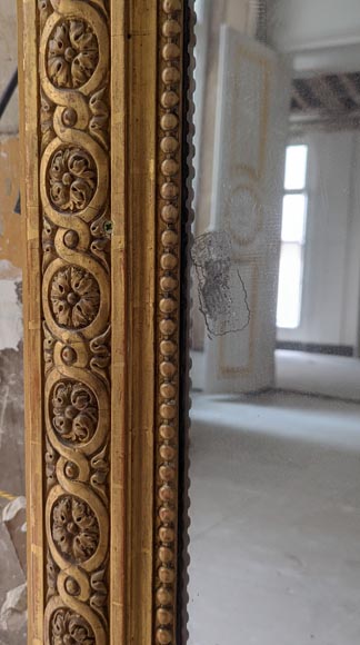 Large gilded Louis XVI style overmantel with rosette motif-3
