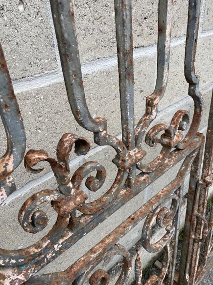 Small wrought-iron gate-6