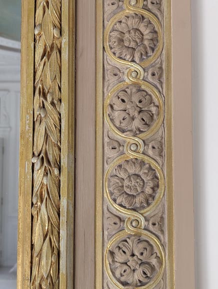 Large Louis XVI style overmantel with rosette-4