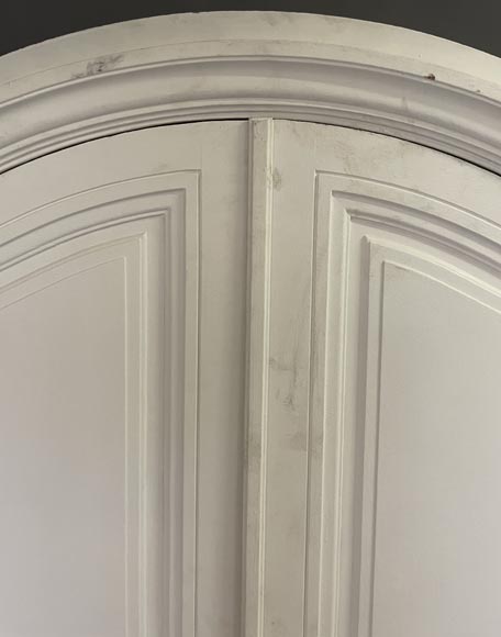 Double curved cupboard door with frame-2