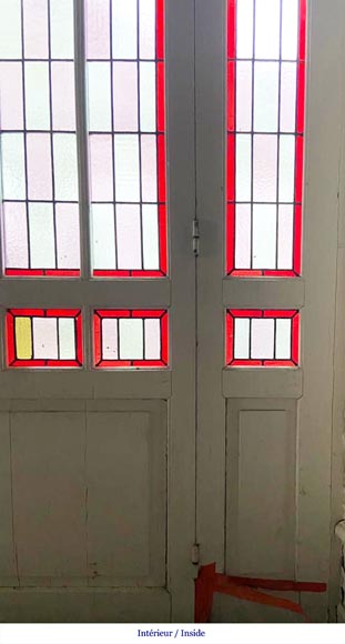 Entrance door and its stained glass surround-9