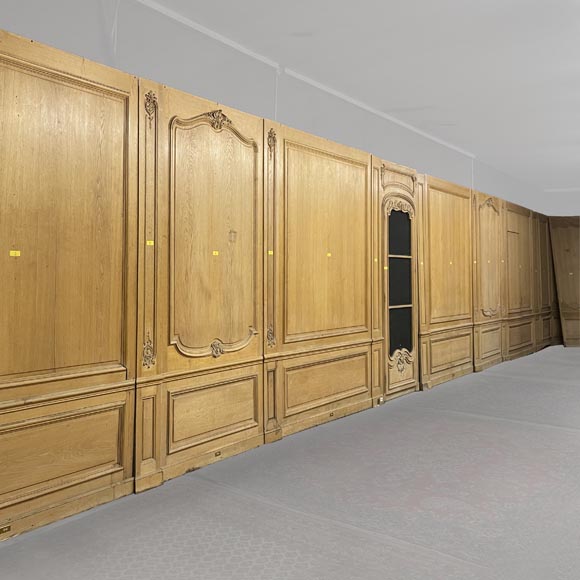 Oak woodwork paneling in the Louis XV style-0