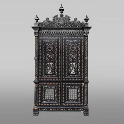 Rosewood cabinet with bone and light-wood marquetry