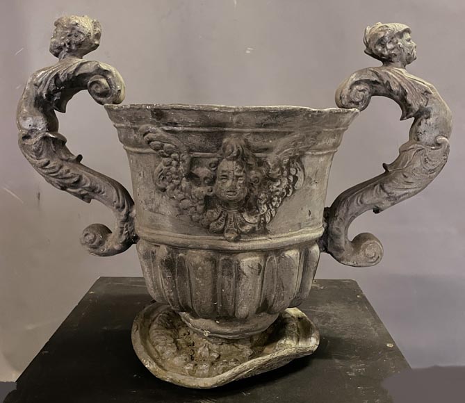 English Baroque lead urn, Bulbeck Foundry, 19th century-3