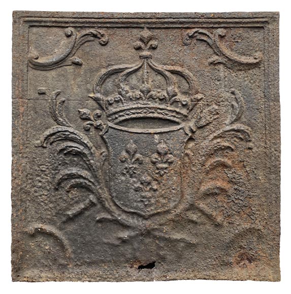 Fireback decorated with the coat of arms of France-0