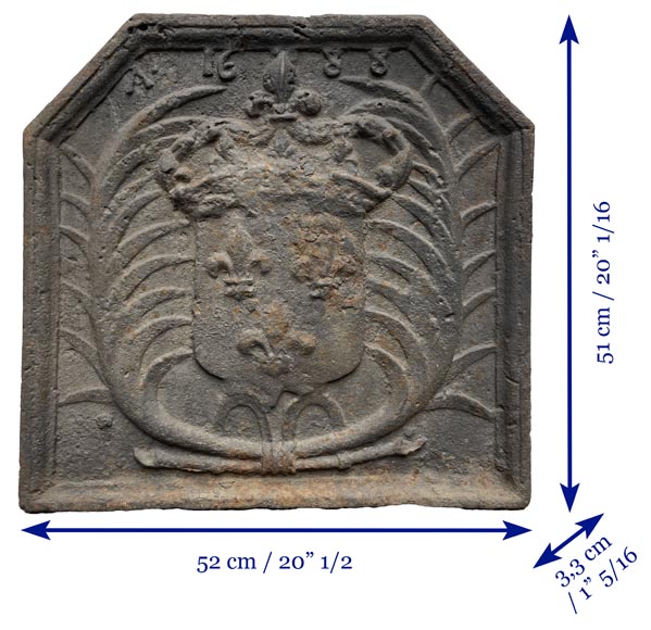 Fireback dated 1688 with the arms of France-8