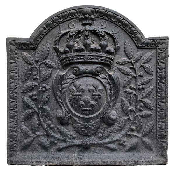 Fireback from 1690 with the coat of arms of France-0