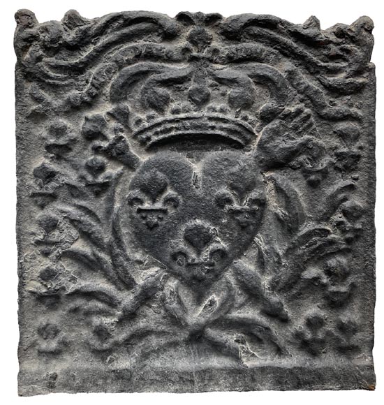 18th century fireback representing the symbols of the French monarchy-0