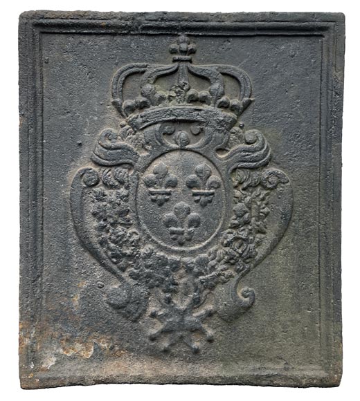 18th century fireback representing the arms of France and the royal crown-0