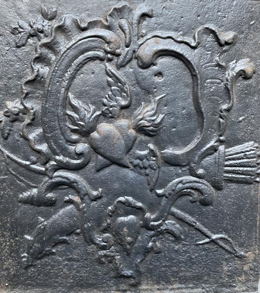 18th century Louis XV style fireback with two flaming hearts on a rocaille background-1