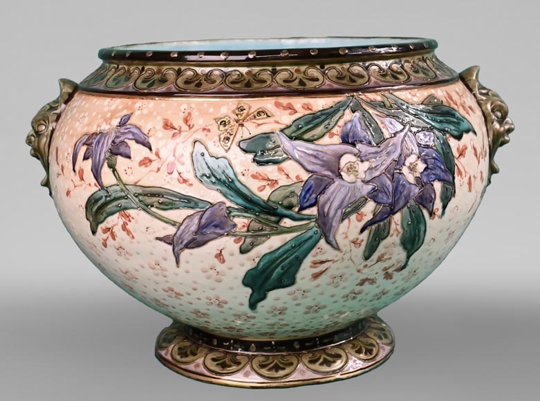 The Royal Macaw vase painted by Albert-Léon LEBARQUE and its original harness-2