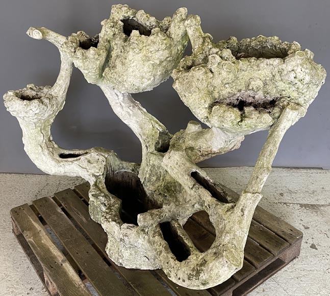 Concrete planter with plant forms Garden ornaments, Vases, Gardeners